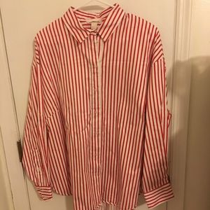 H&M Oversized red and white button up